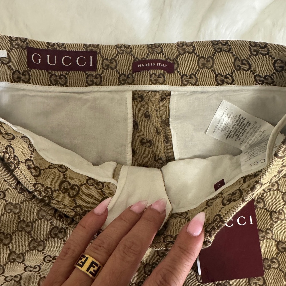 Gucci Beige Brown Monogram High-Waist Shorts - Picture 4 of 7